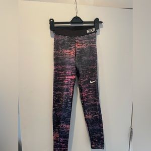Nike womens’s multicolor workout/athleisure pants
